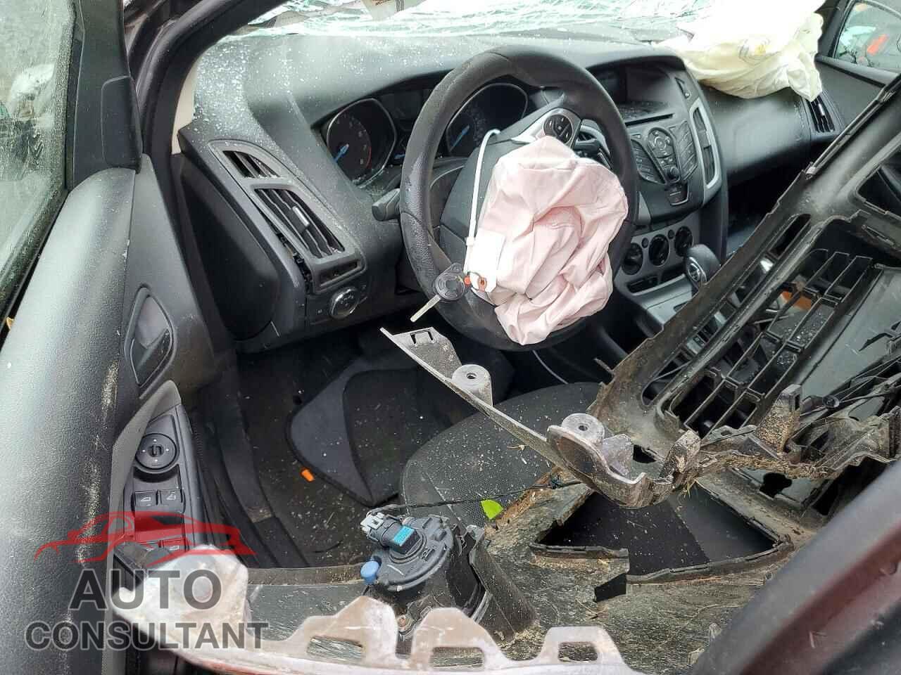 FORD FOCUS 2012 - 1FAHP3F2XCL186695