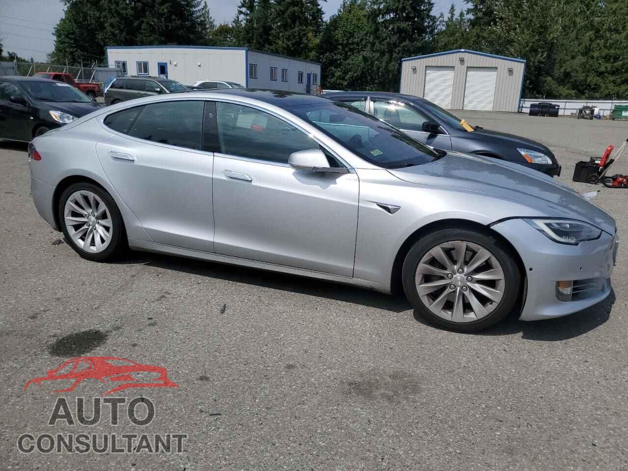 TESLA MODEL S 2017 - 5YJSA1E24HF228943