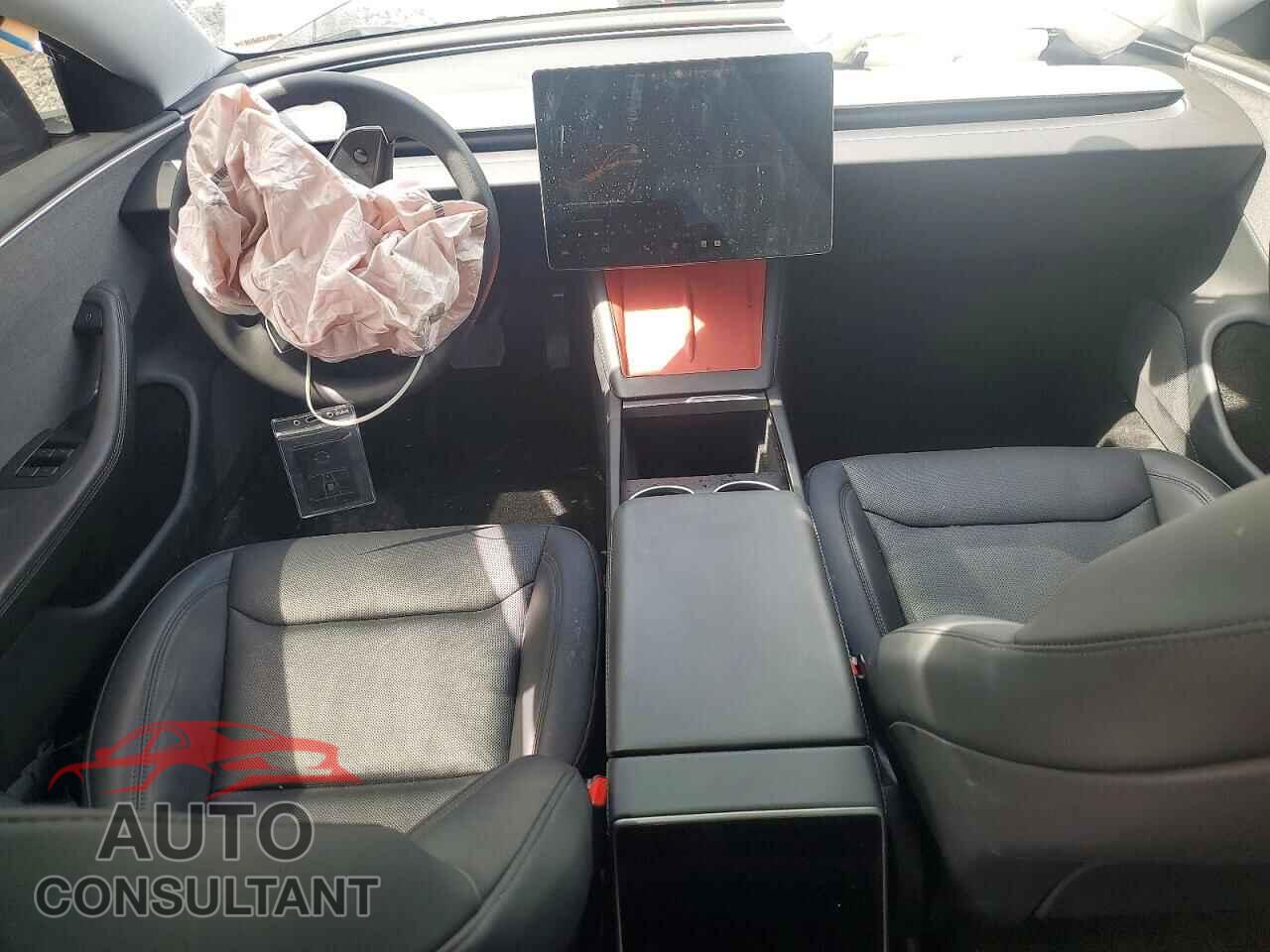 TESLA MODEL 3 2025 - 5YJ3E1EA2SF000804