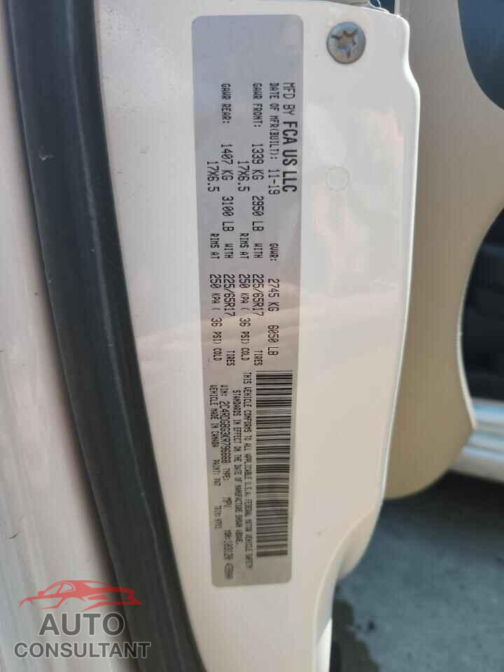 DODGE CARAVAN 2019 - 2C4RDGBG3KR796668