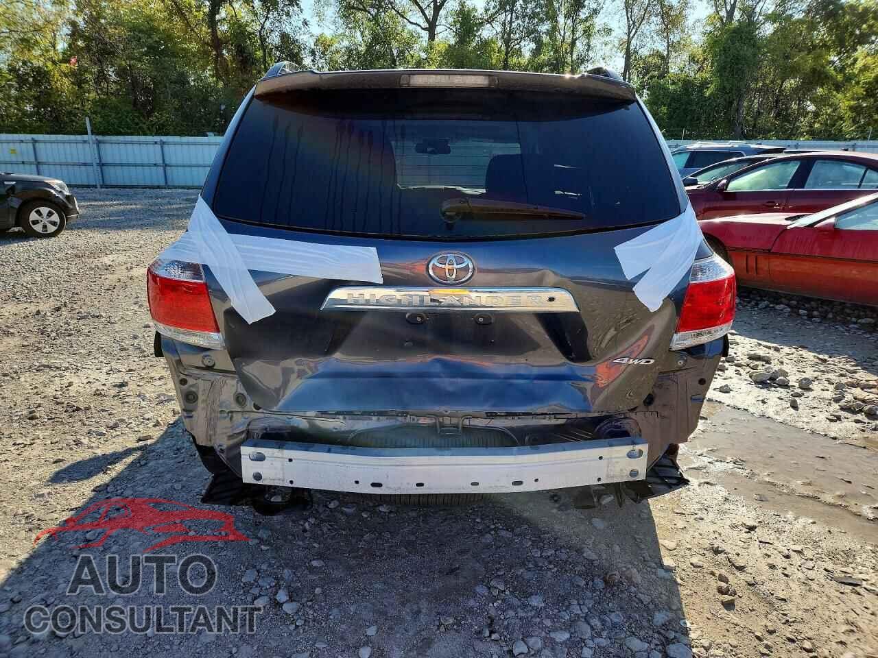 TOYOTA HIGHLANDER 2012 - 5TDBK3EH4CS173735