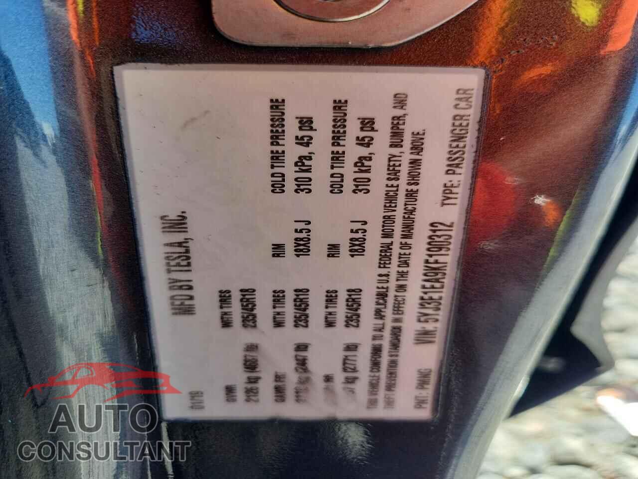 TESLA MODEL 3 2019 - 5YJ3E1EA9KF190312