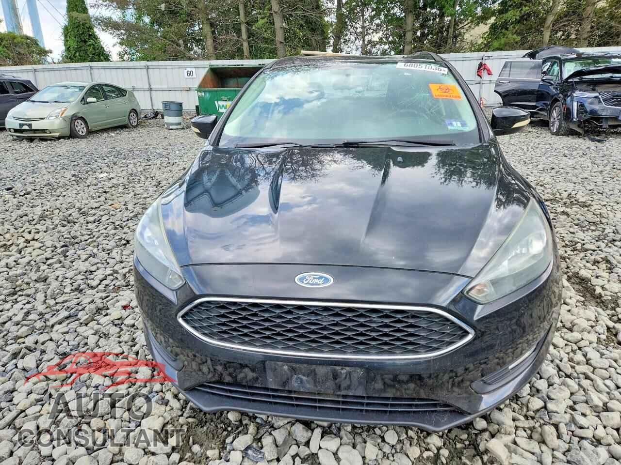 FORD FOCUS 2015 - 1FADP3F24FL353250