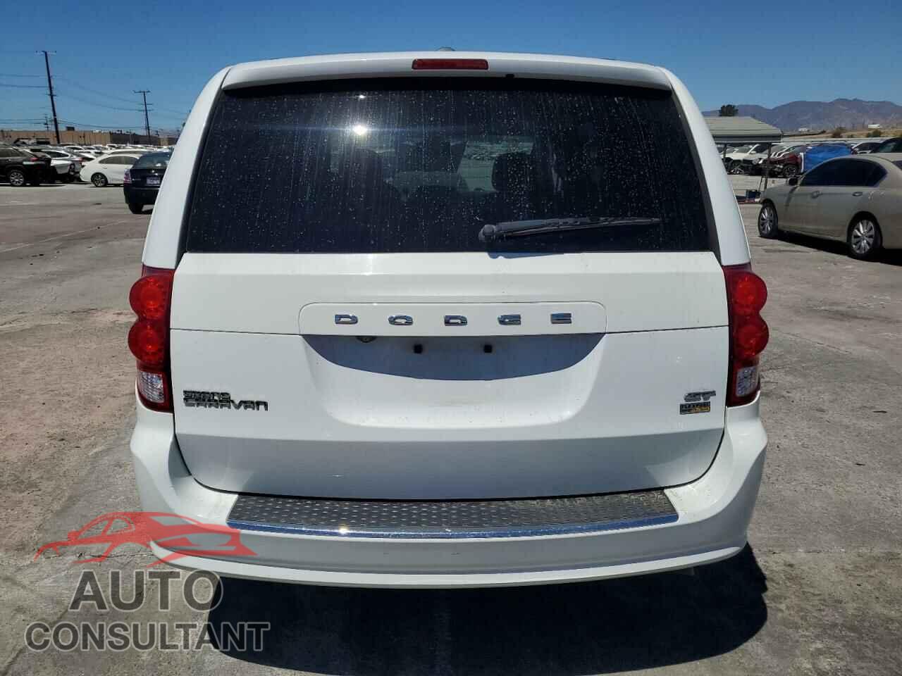 DODGE CARAVAN 2018 - 2C4RDGEG1JR345300