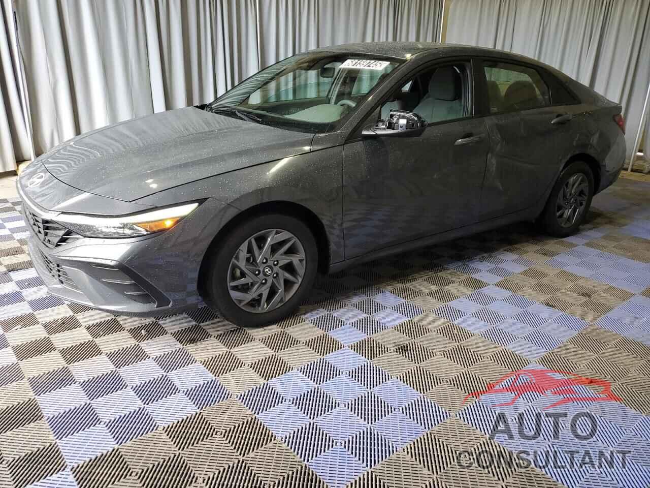 HYUNDAI ELANTRA 2024 - KMHLM4DG0RU694626