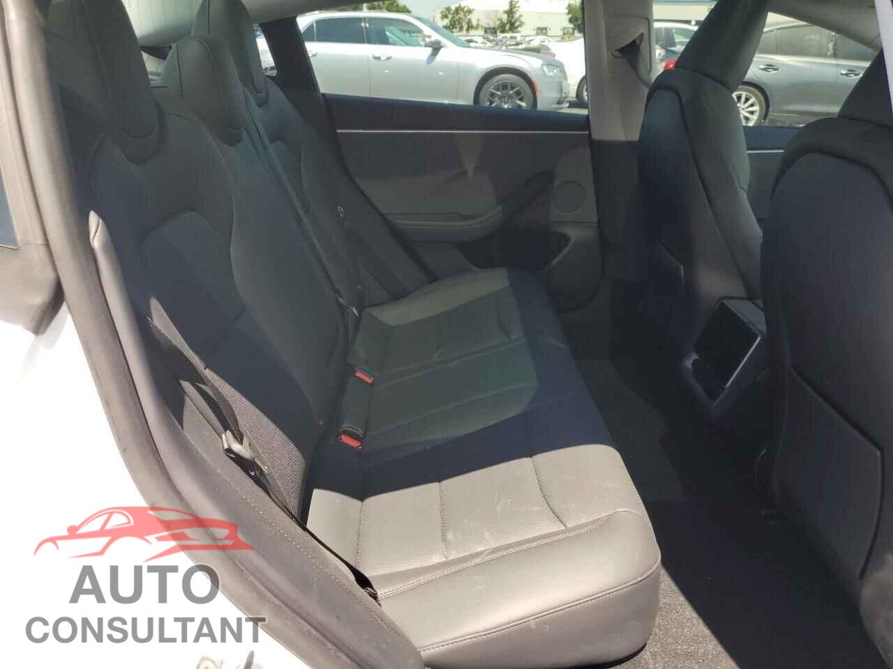 TESLA MODEL 3 2024 - 5YJ3E1EA4RF857698
