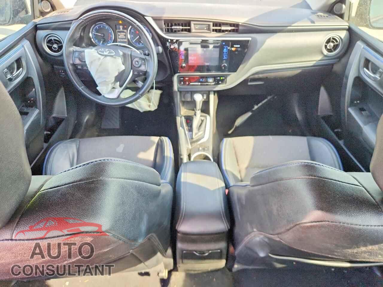TOYOTA COROLLA 2017 - 5YFBURHE5HP612228