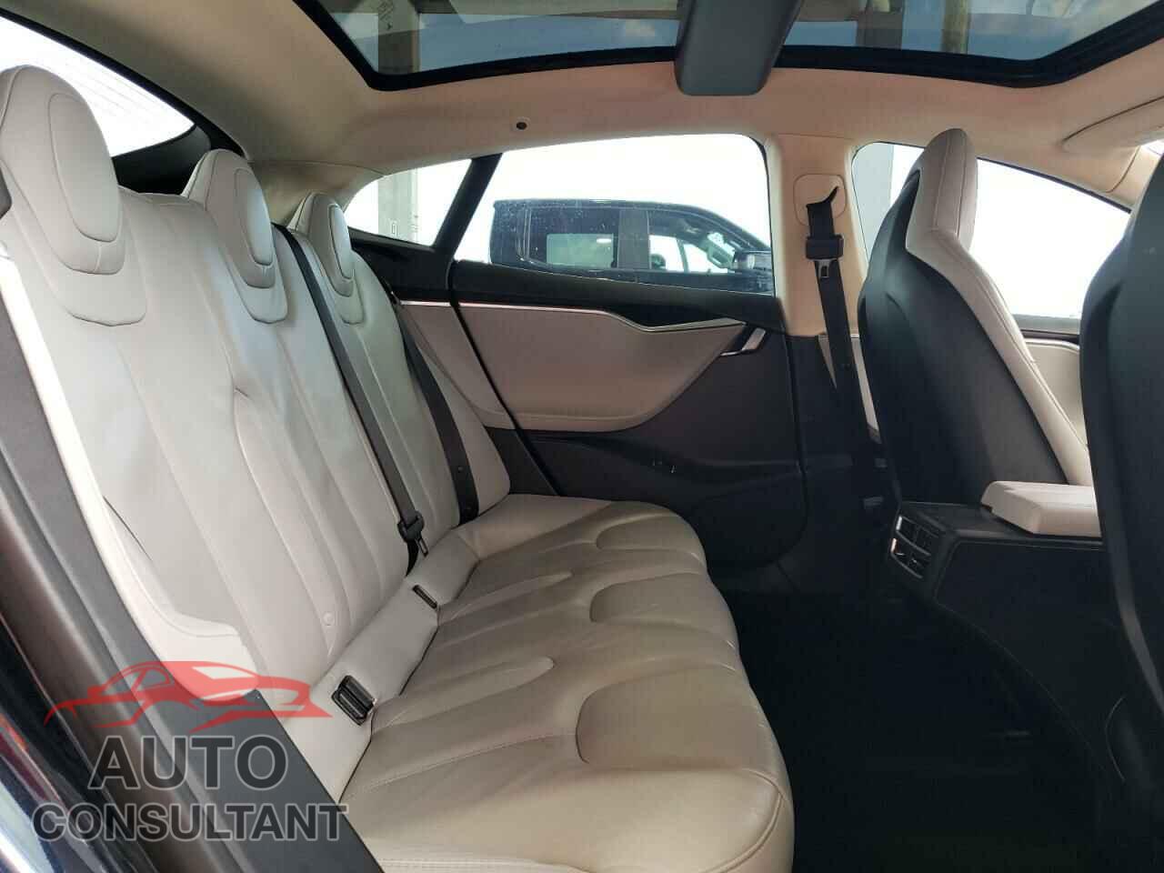 TESLA MODEL S 2014 - 5YJSA1H10EFP55988
