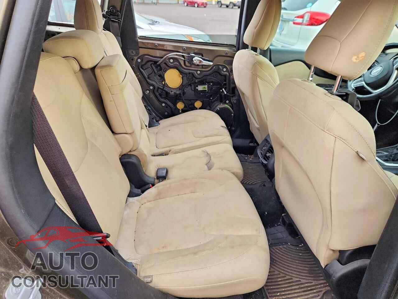 JEEP CHEROKEE 2015 - 1C4PJMCB9FW502575