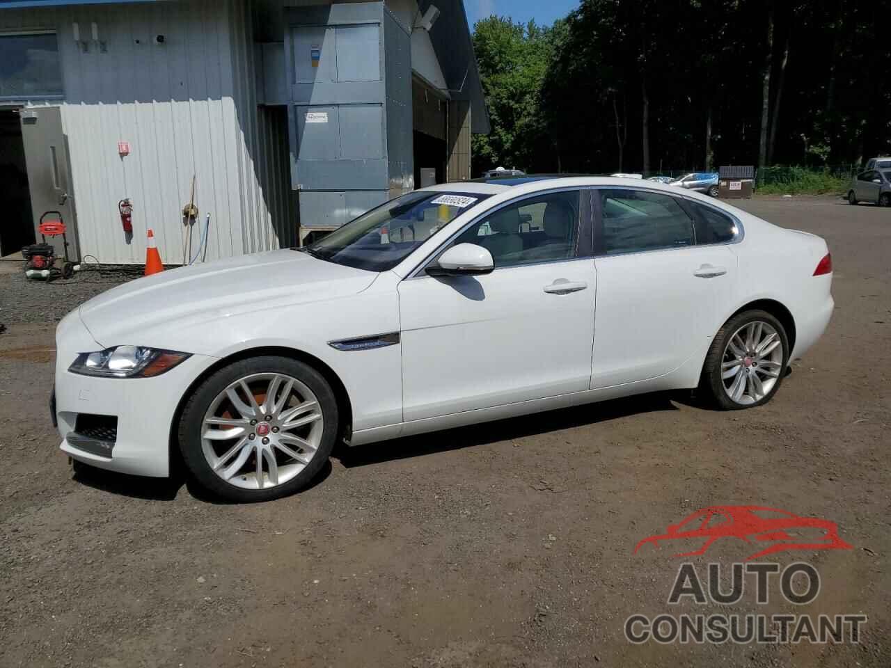 JAGUAR XF 2016 - SAJBK4BV6GCY18412