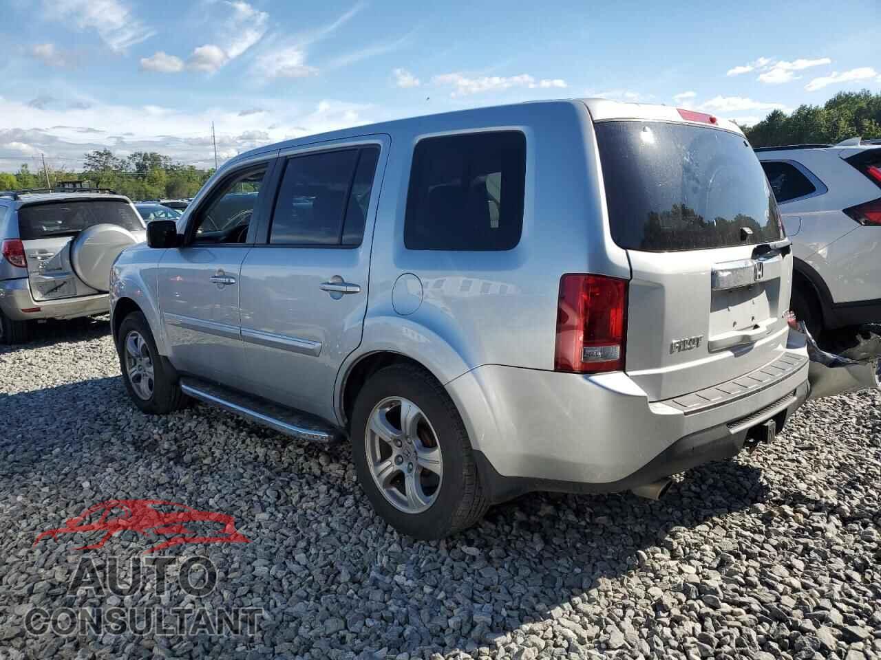 HONDA PILOT 2013 - 5FNYF4H68DB042330