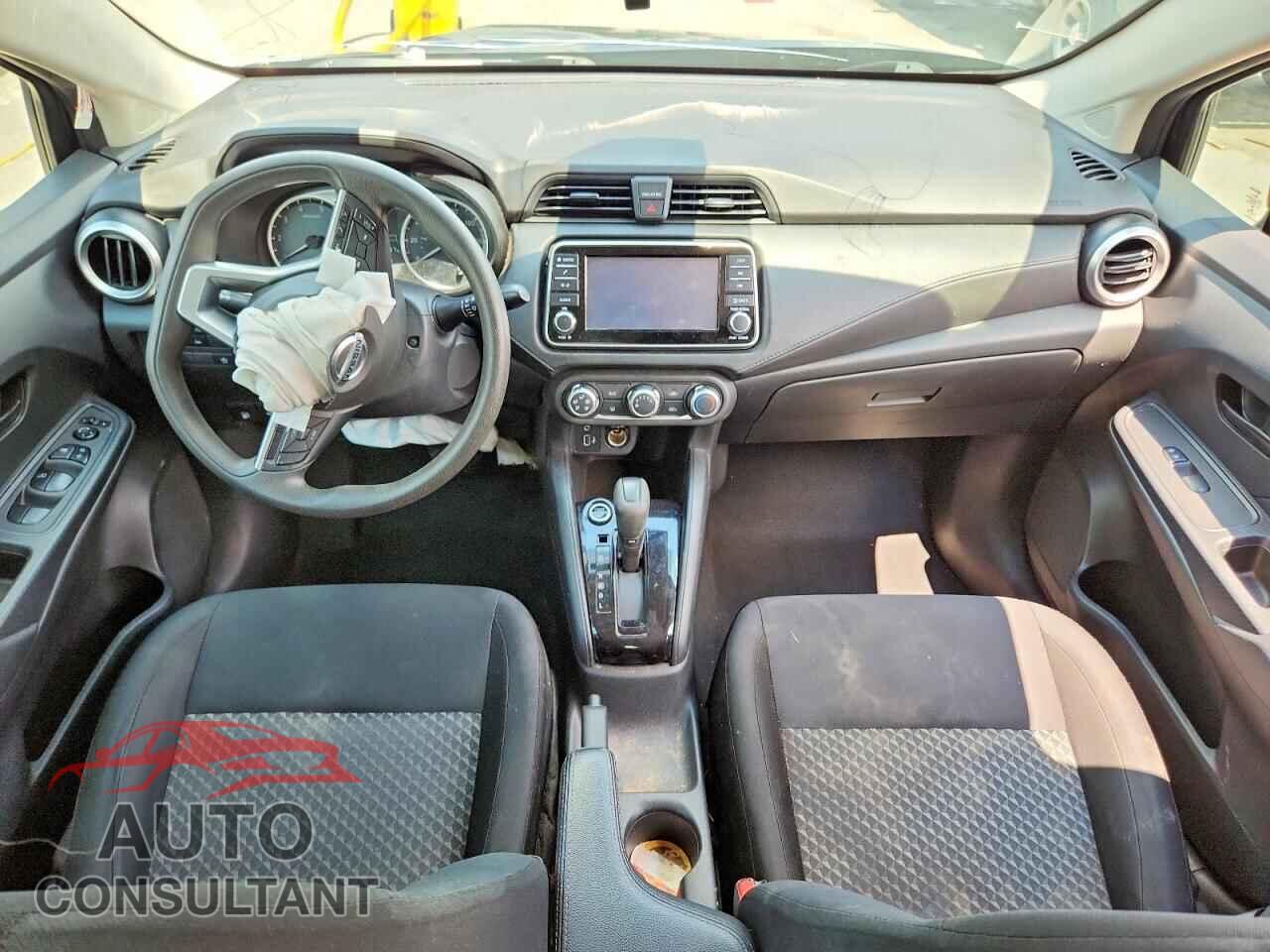 NISSAN VERSA 2021 - 3N1CN8DV2ML809000