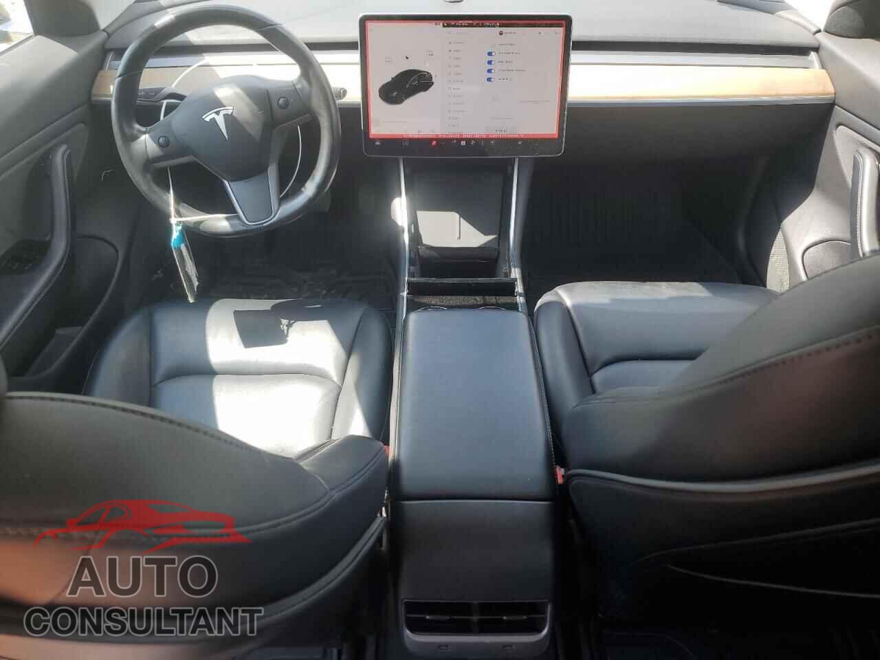 TESLA MODEL 3 2019 - 5YJ3E1EB4KF209227