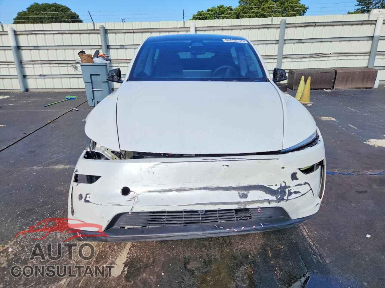 TESLA MODEL Y 2026 - 7SAYGDEE5TA393445