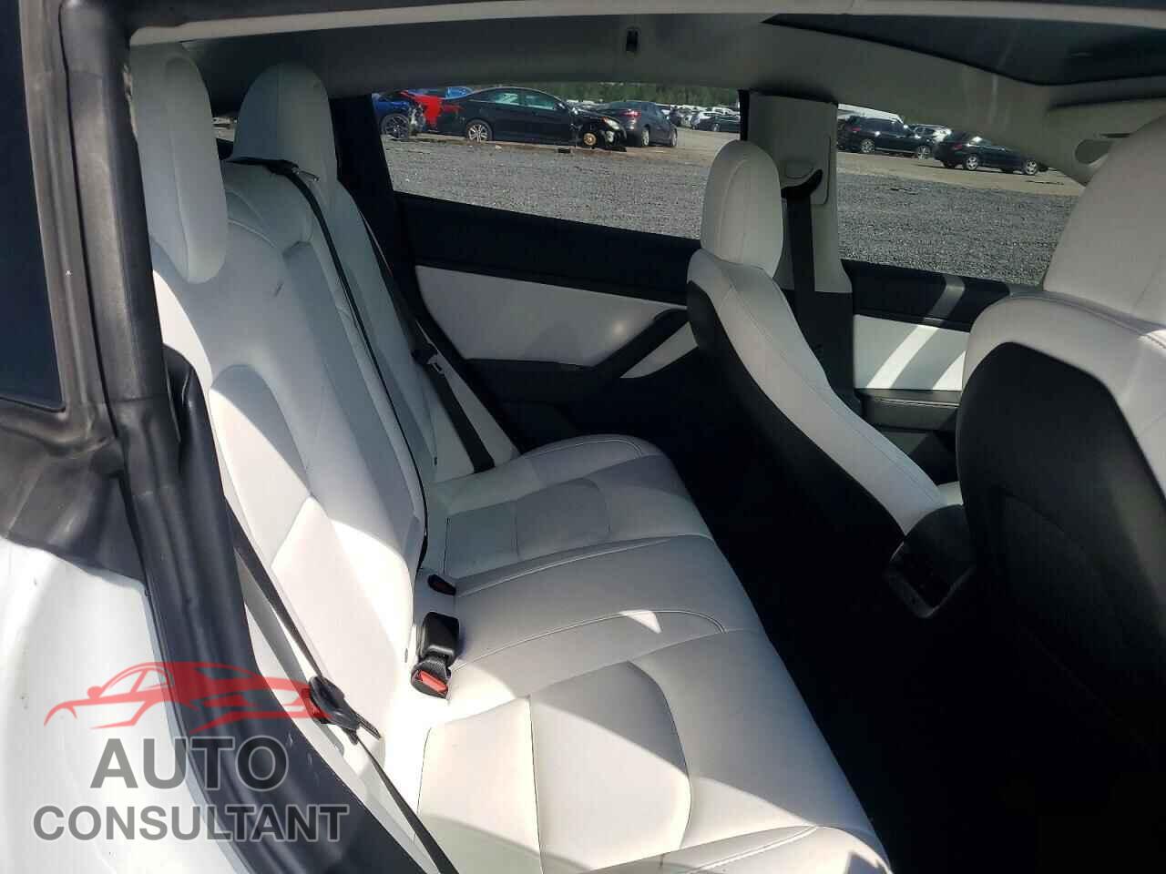TESLA MODEL 3 2018 - 5YJ3E1EB3JF081352