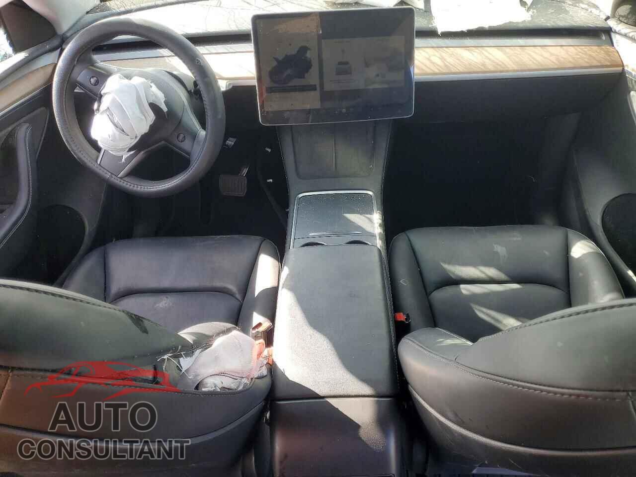 TESLA MODEL Y 2024 - 7SAYGDEEXRF983555