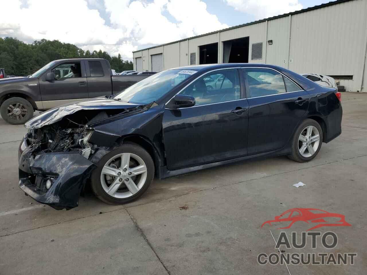 TOYOTA CAMRY 2013 - 4T1BF1FK2DU299300