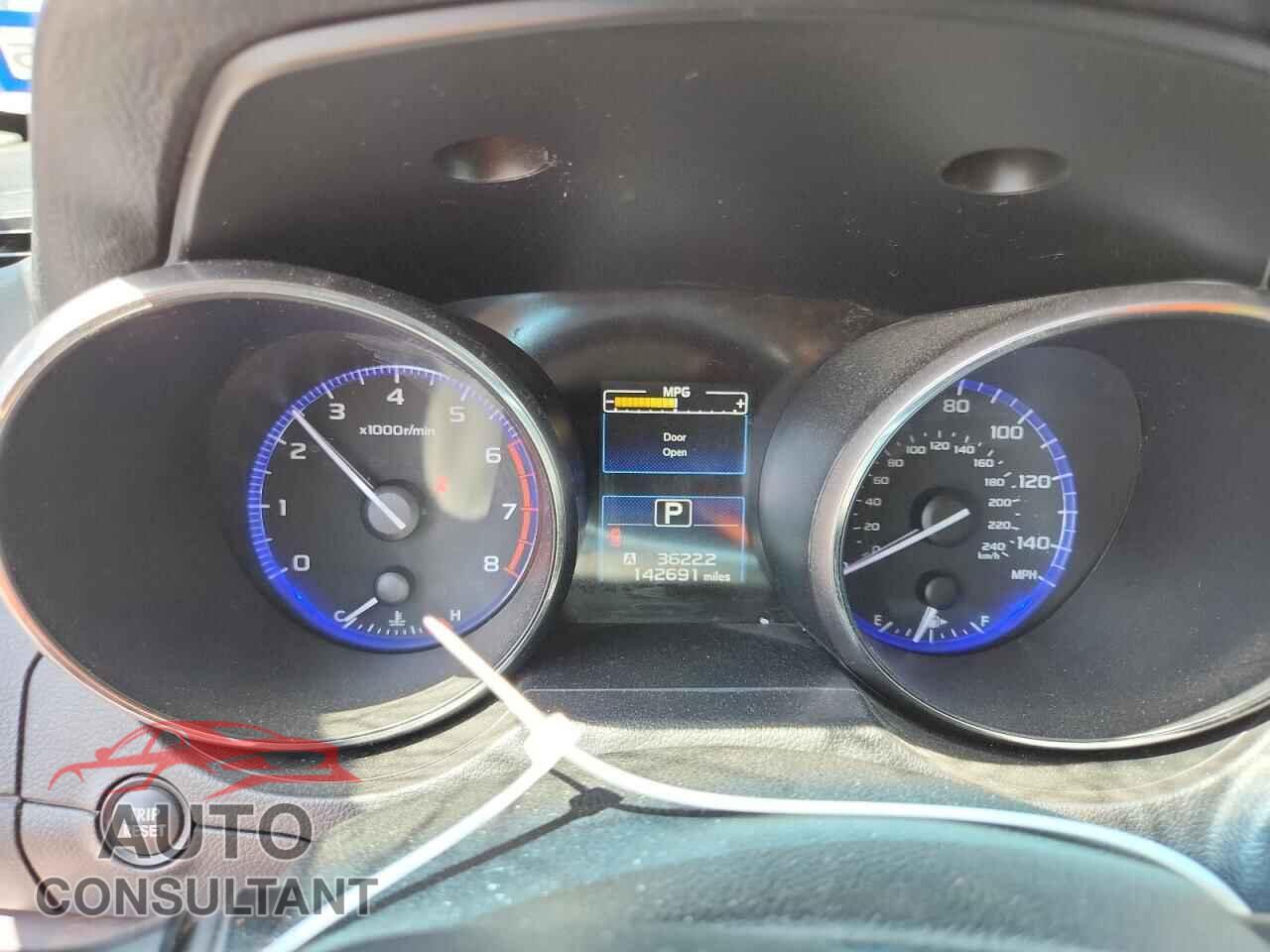 SUBARU OUTBACK 2017 - 4S4BSAKC3H3328552
