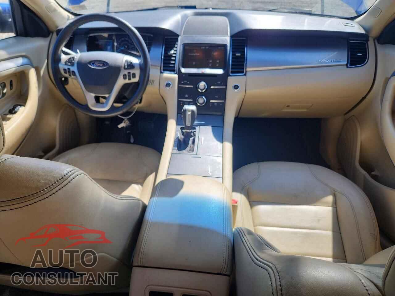 FORD TAURUS 2015 - 1FAHP2E83FG143720