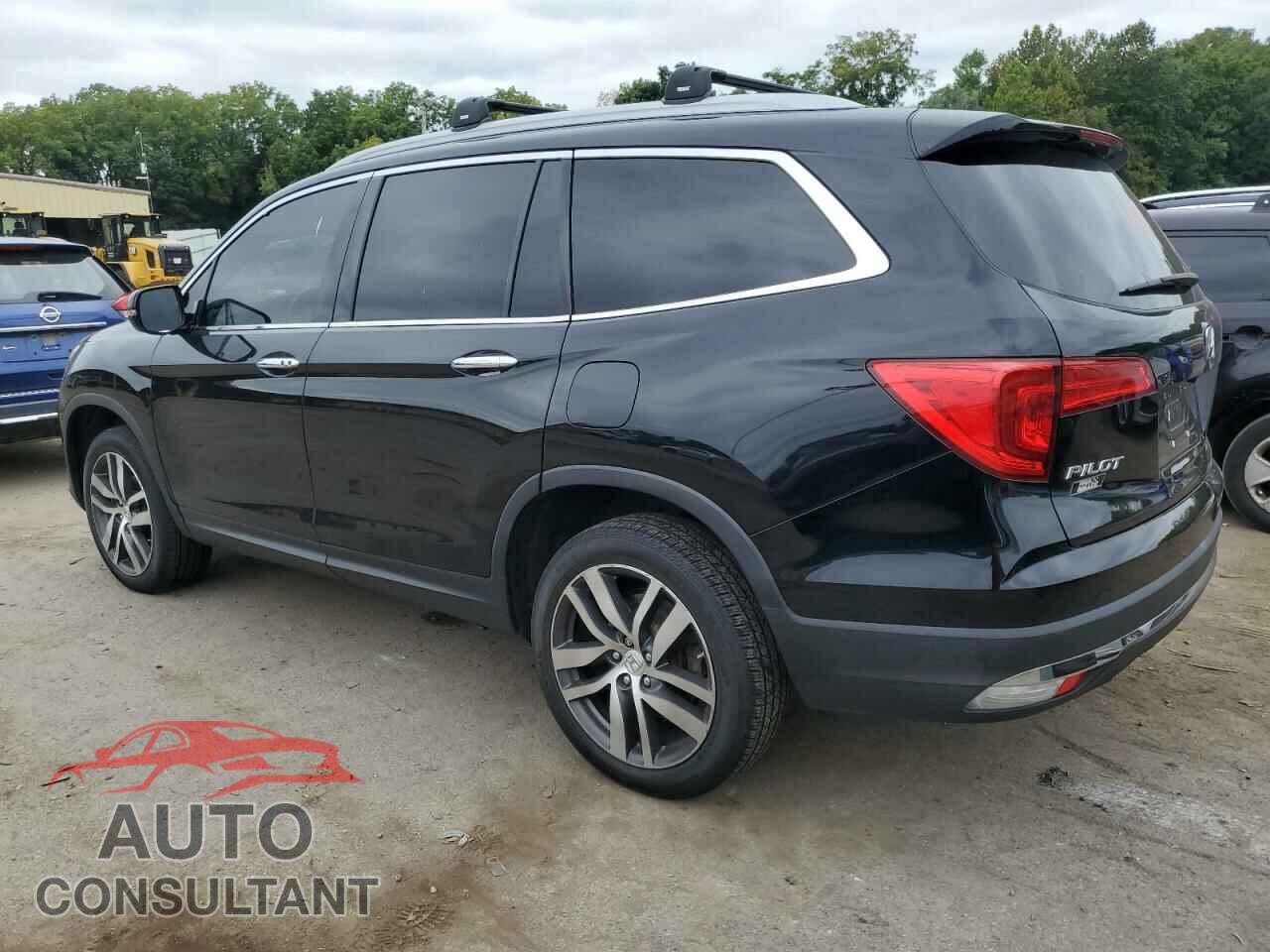 HONDA PILOT 2017 - 5FNYF6H06HB007167