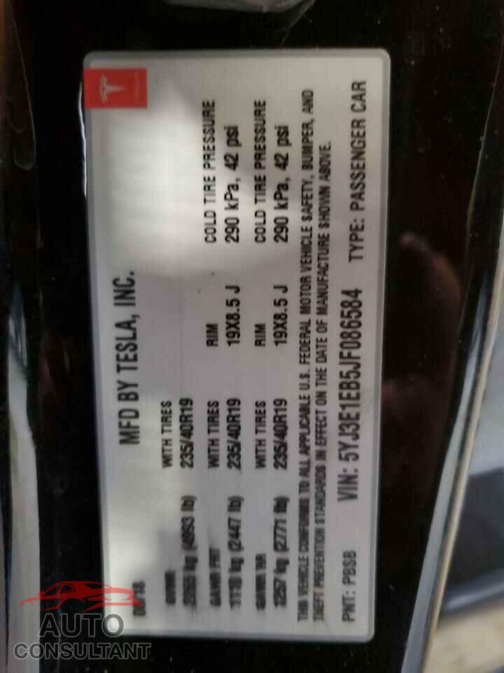 TESLA MODEL 3 2018 - 5YJ3E1EB5JF086584