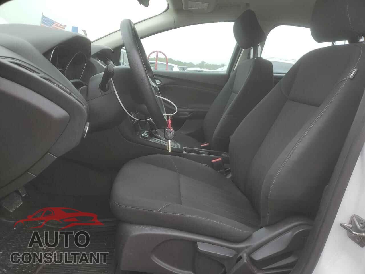 FORD FOCUS 2016 - 1FADP3F23GL314280