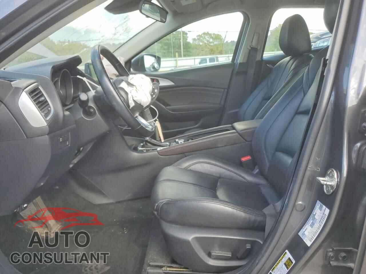 MAZDA 3 2017 - 3MZBN1L76HM154288