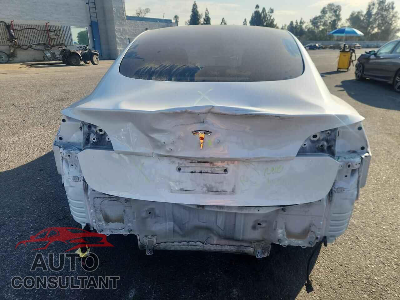 TESLA MODEL 3 2021 - 5YJ3E1EAXMF063555