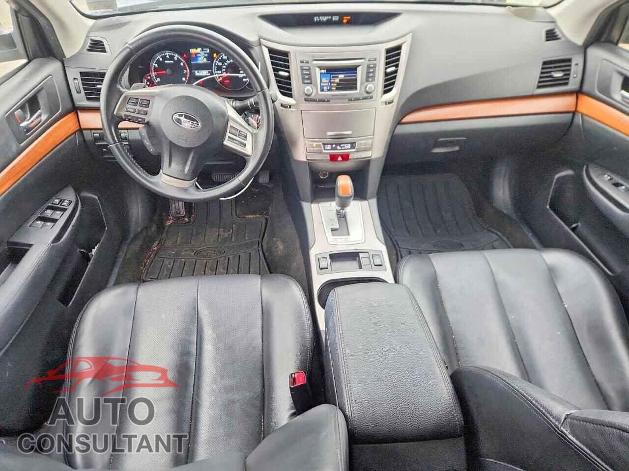 SUBARU OUTBACK 2014 - 4S4BRBLCXE3309993