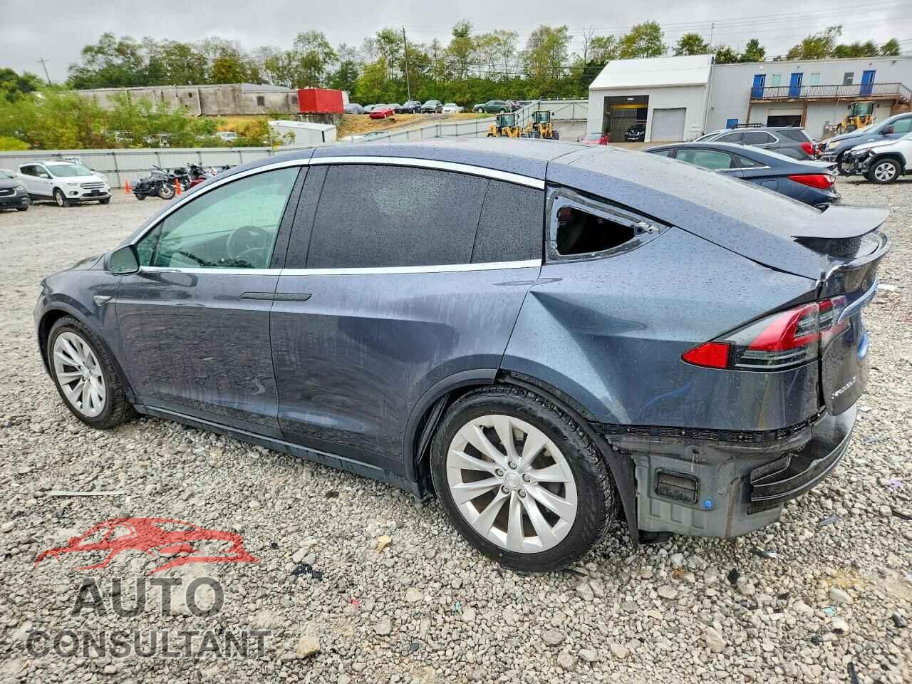 TESLA MODEL X 2016 - 5YJXCBE29GF011912