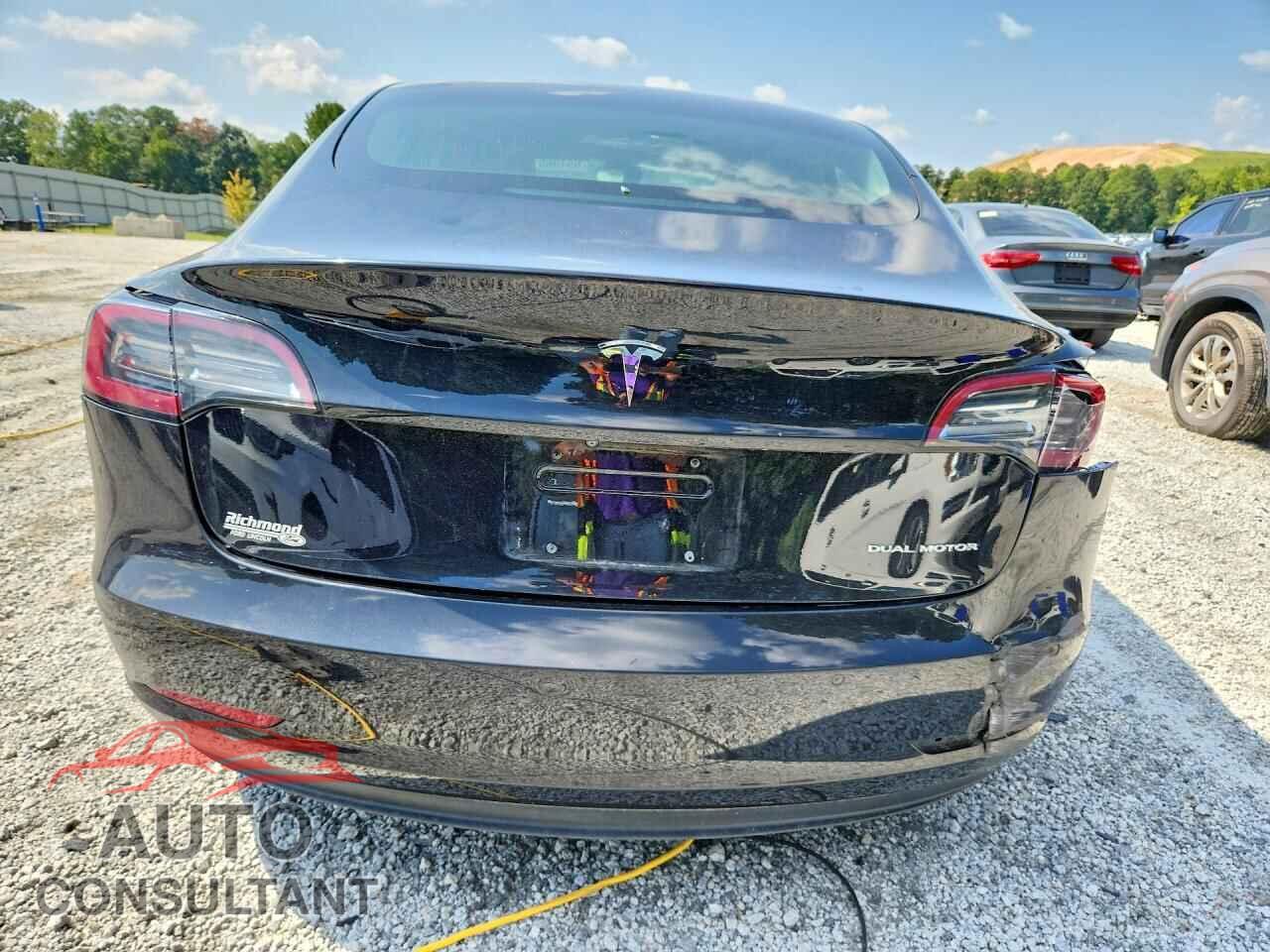 TESLA MODEL 3 2018 - 5YJ3E1EB3JF090438