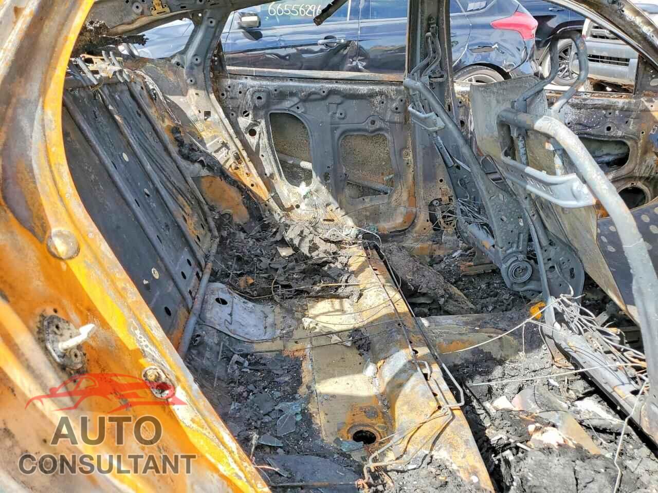 HONDA CIVIC 2019 - 2HGFC2F64KH604322