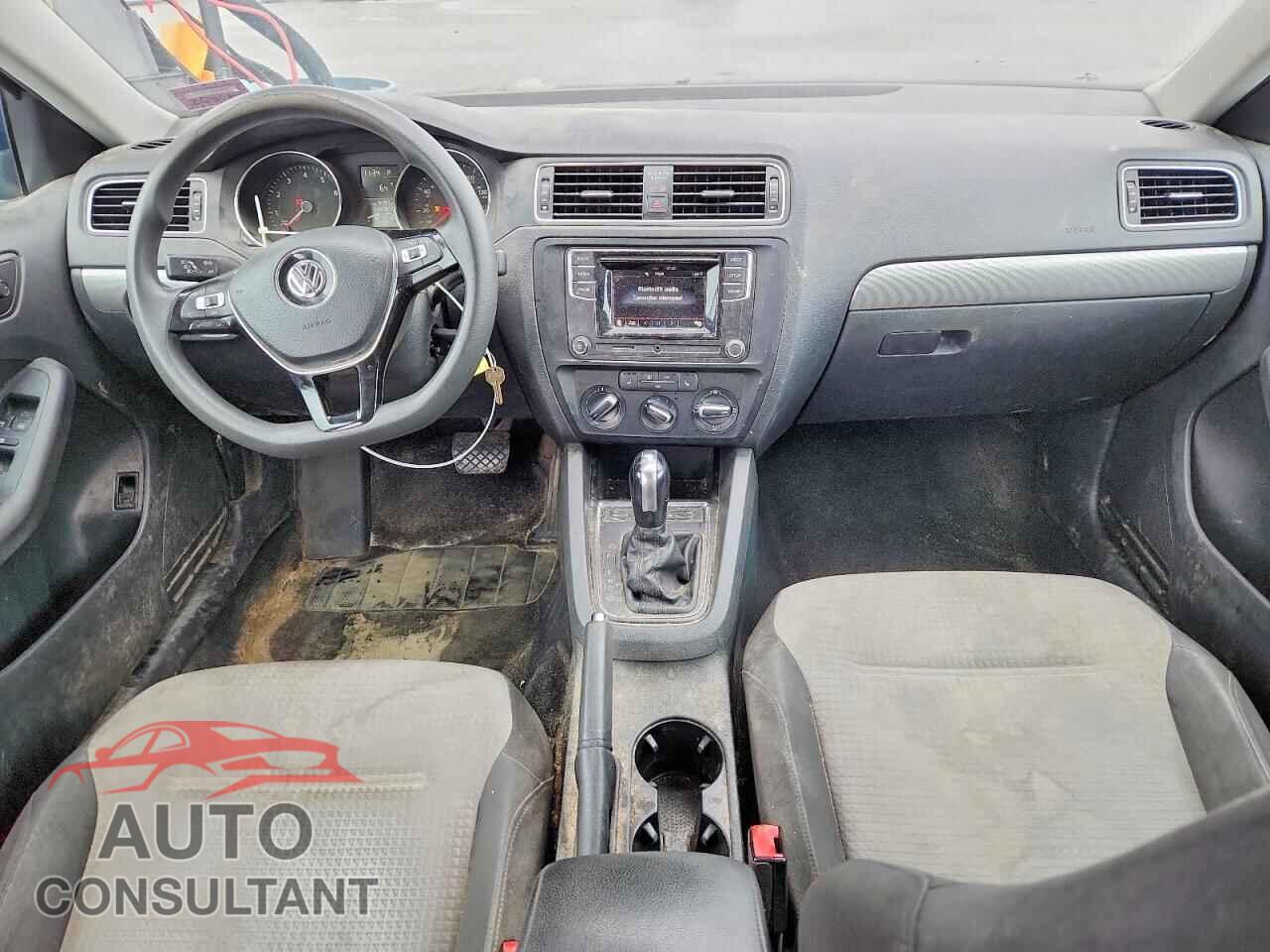 VOLKSWAGEN JETTA 2017 - 3VW2B7AJ2HM362713