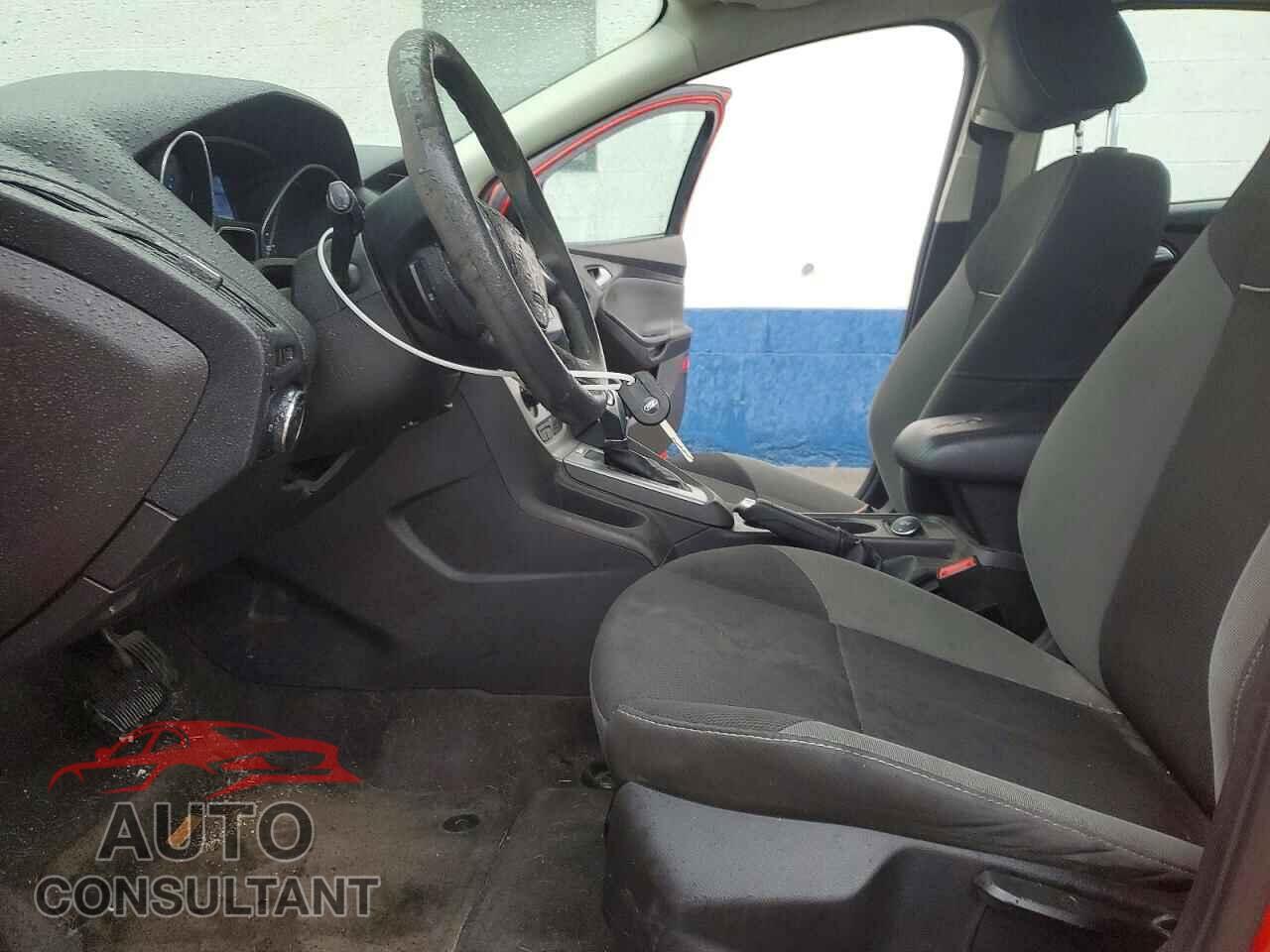 FORD FOCUS 2014 - 1FADP3F27EL421037