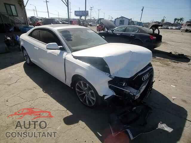 AUDI A5 2014 - WAUCFAFR0EA053111