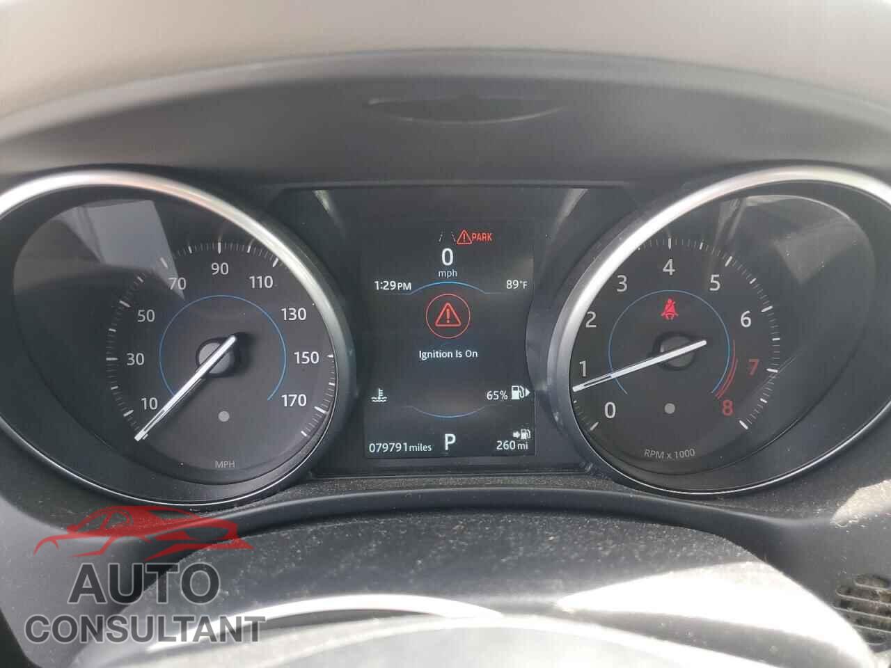JAGUAR XE 2018 - SAJAJ4FX5JCP21381