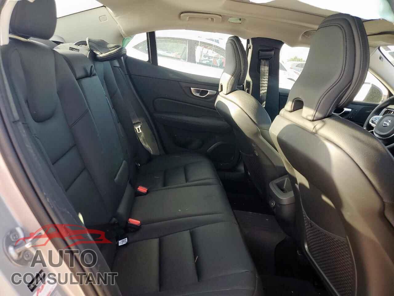 VOLVO S60 PLUS 2025 - 7JRL12FC2SG367288