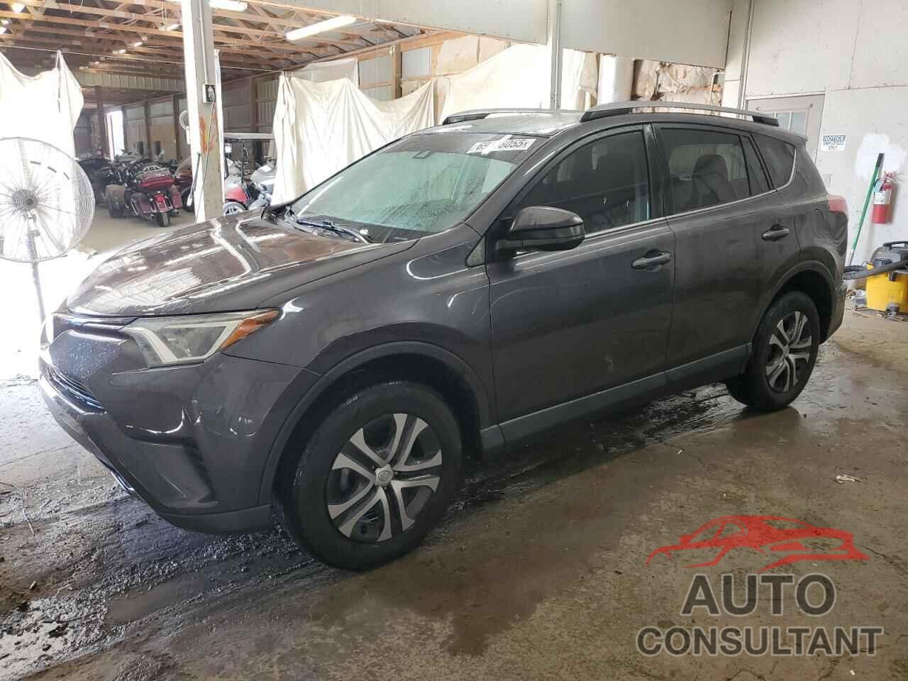 TOYOTA RAV4 2017 - JTMBFREV8HJ161248