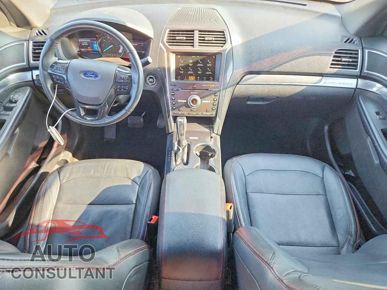 FORD EXPLORER 2017 - 1FM5K8GT5HGD62810