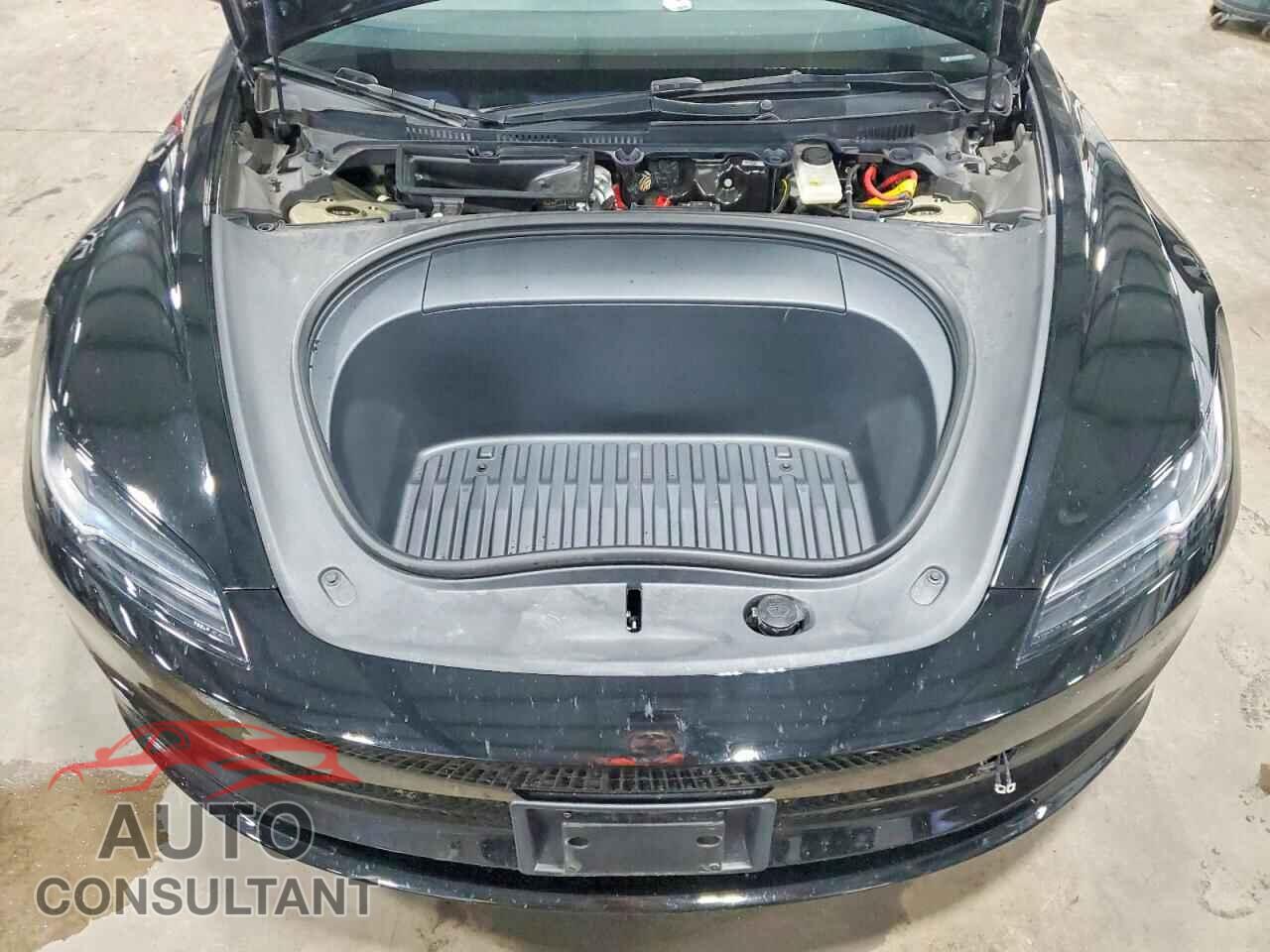 TESLA MODEL 3 2024 - 5YJ3E1EB2RF740307