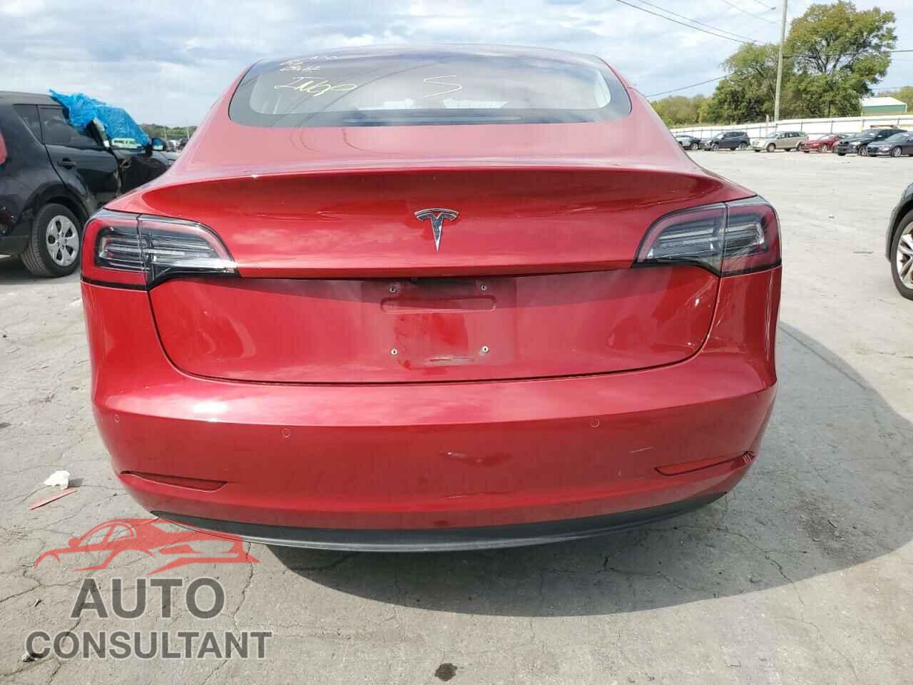 TESLA MODEL 3 2018 - 5YJ3E1EA9JF030753