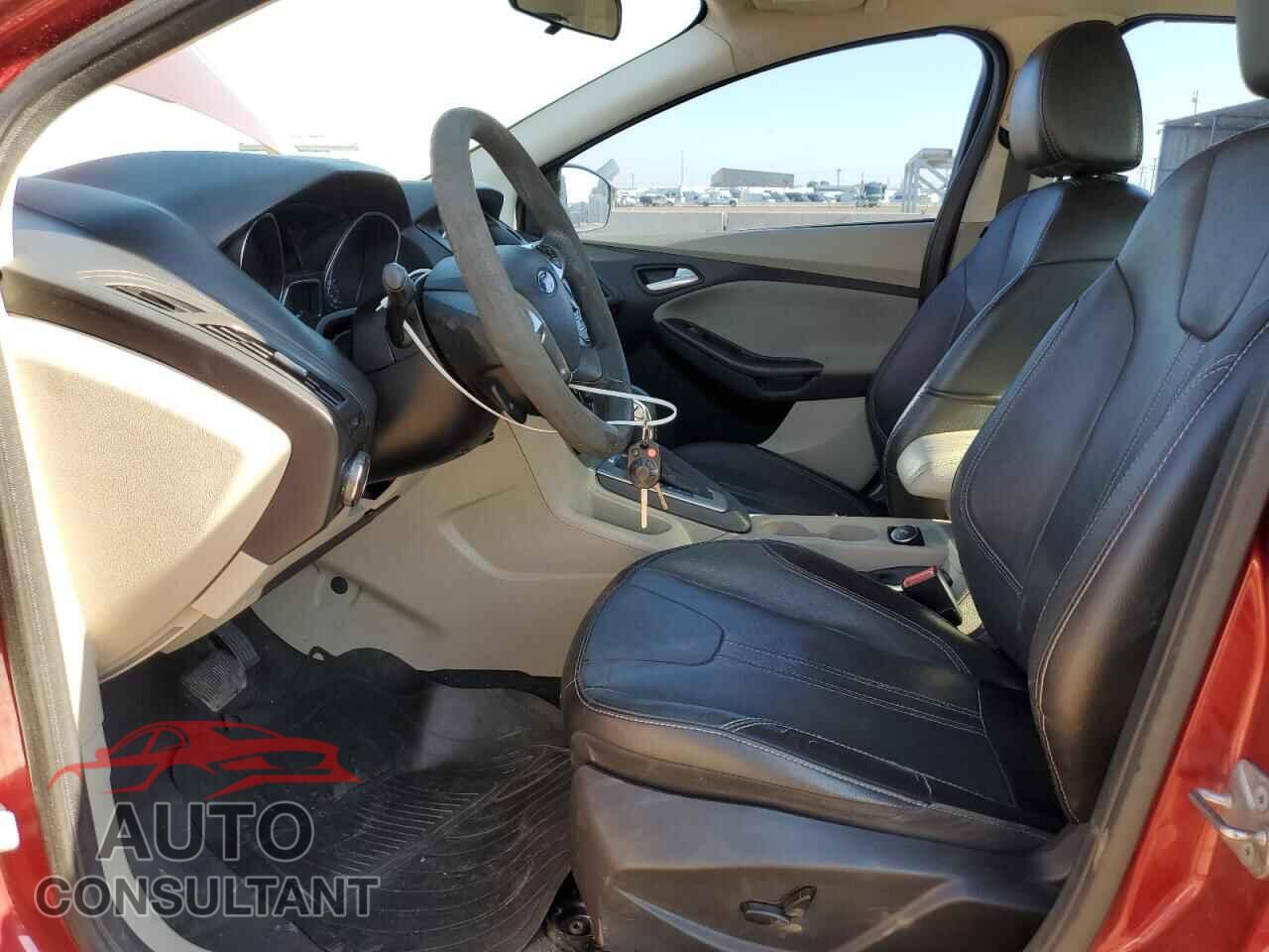 FORD FOCUS 2014 - 1FADP3F24EL359449
