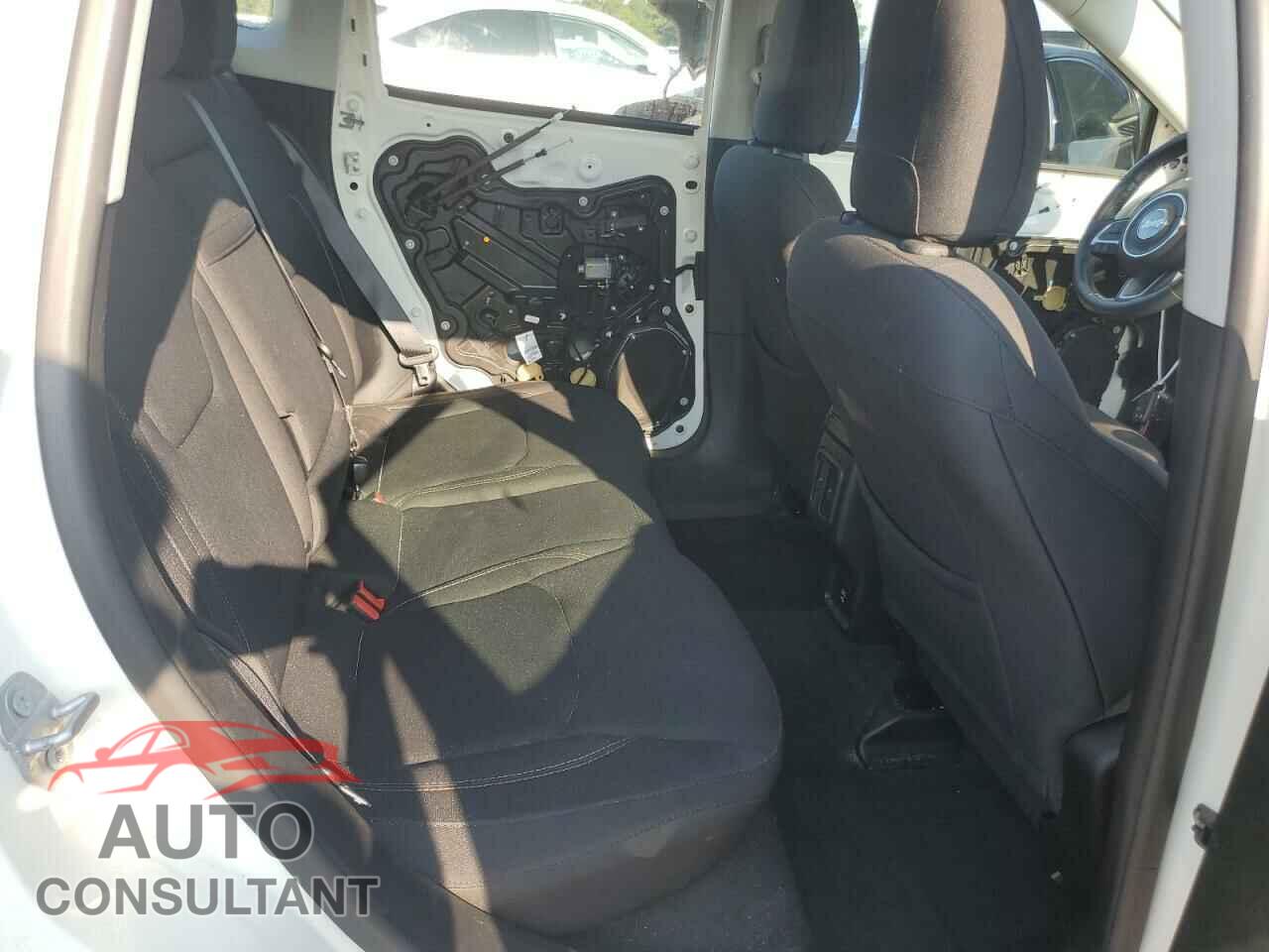 JEEP COMPASS 2018 - 3C4NJDAB7JT116116