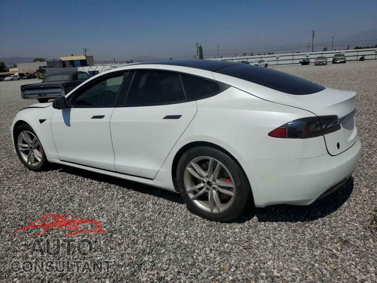 TESLA MODEL S 2017 - 5YJSA1E17HF196755