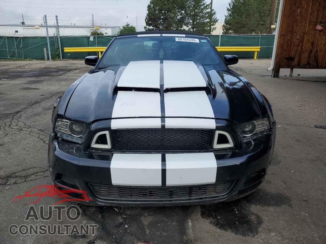 FORD MUSTANG 2011 - 1ZVBP8FF7B5128107