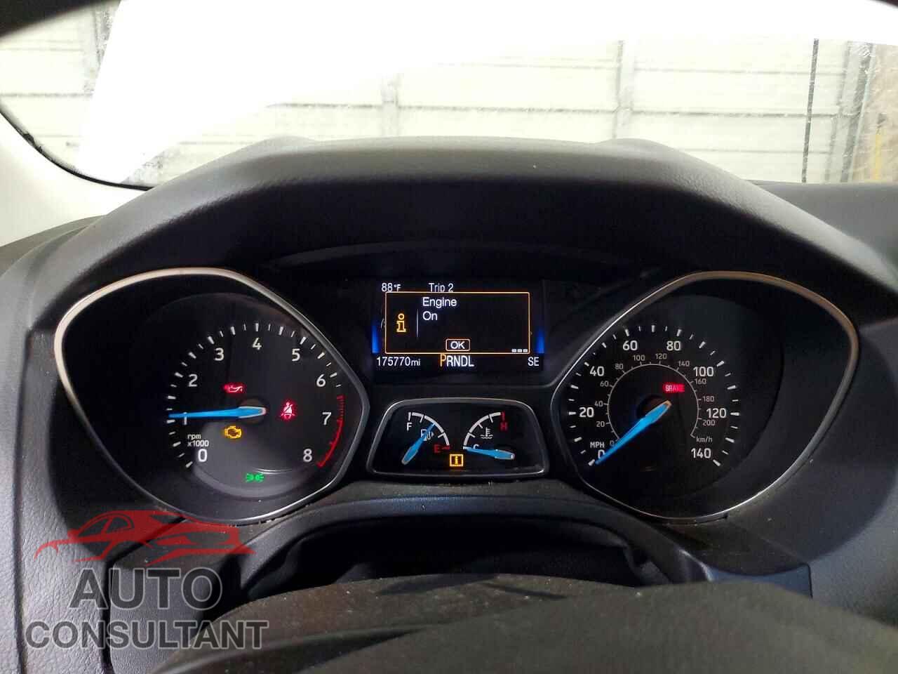 FORD FOCUS 2018 - 1FADP3K29JL298776