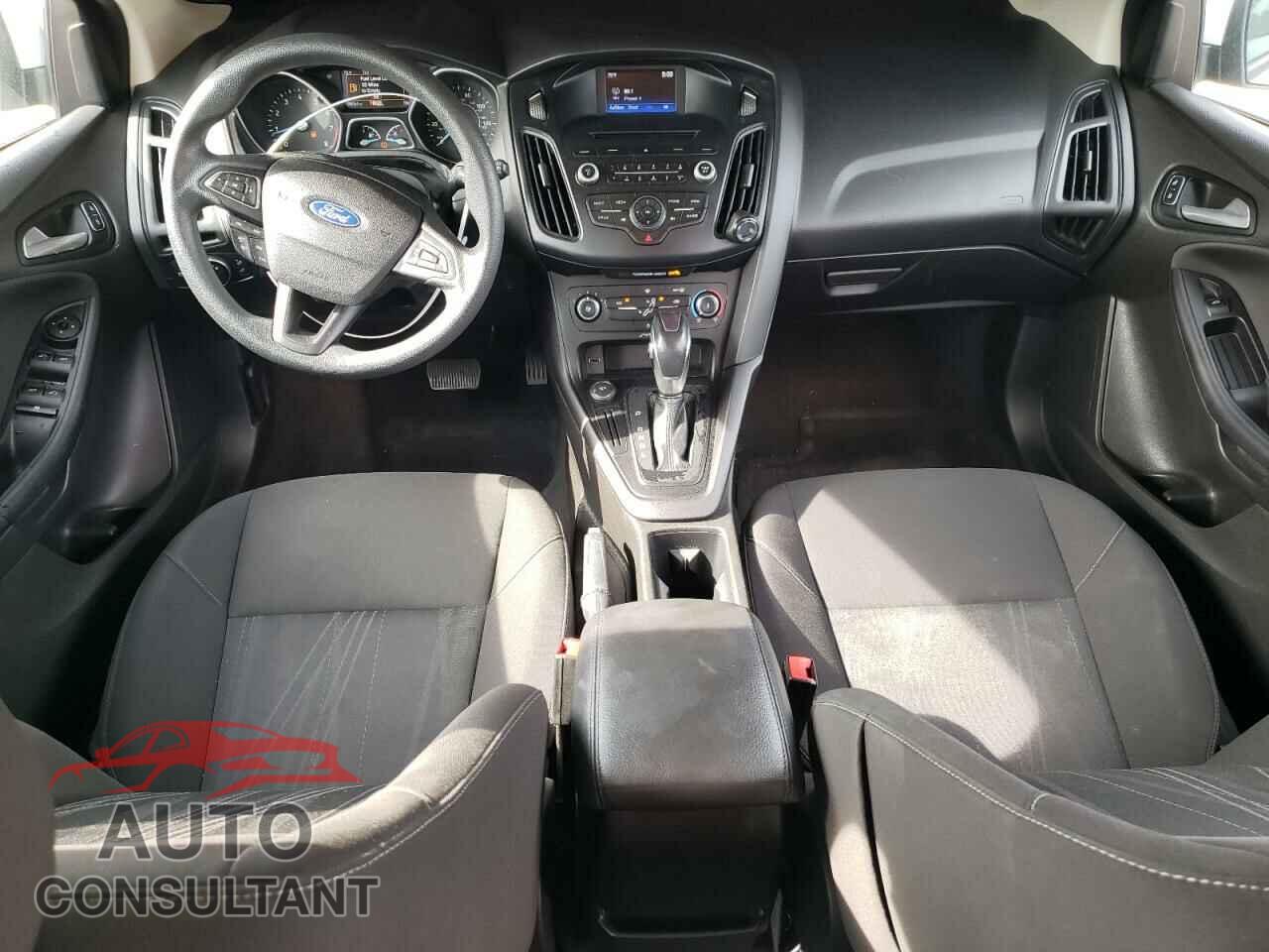 FORD FOCUS 2016 - 1FADP3K27GL204340
