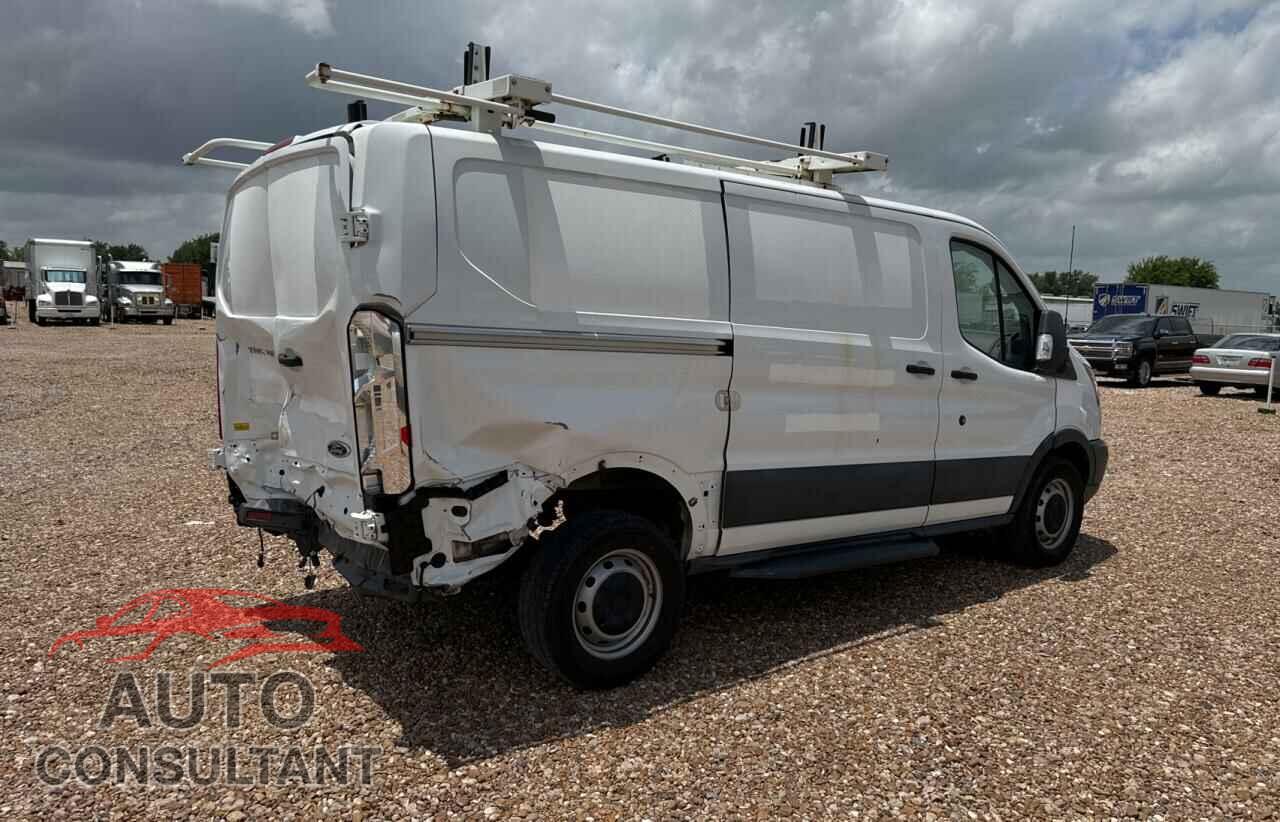 FORD TRANSIT 2017 - 1FTYR1YM2HKB43568