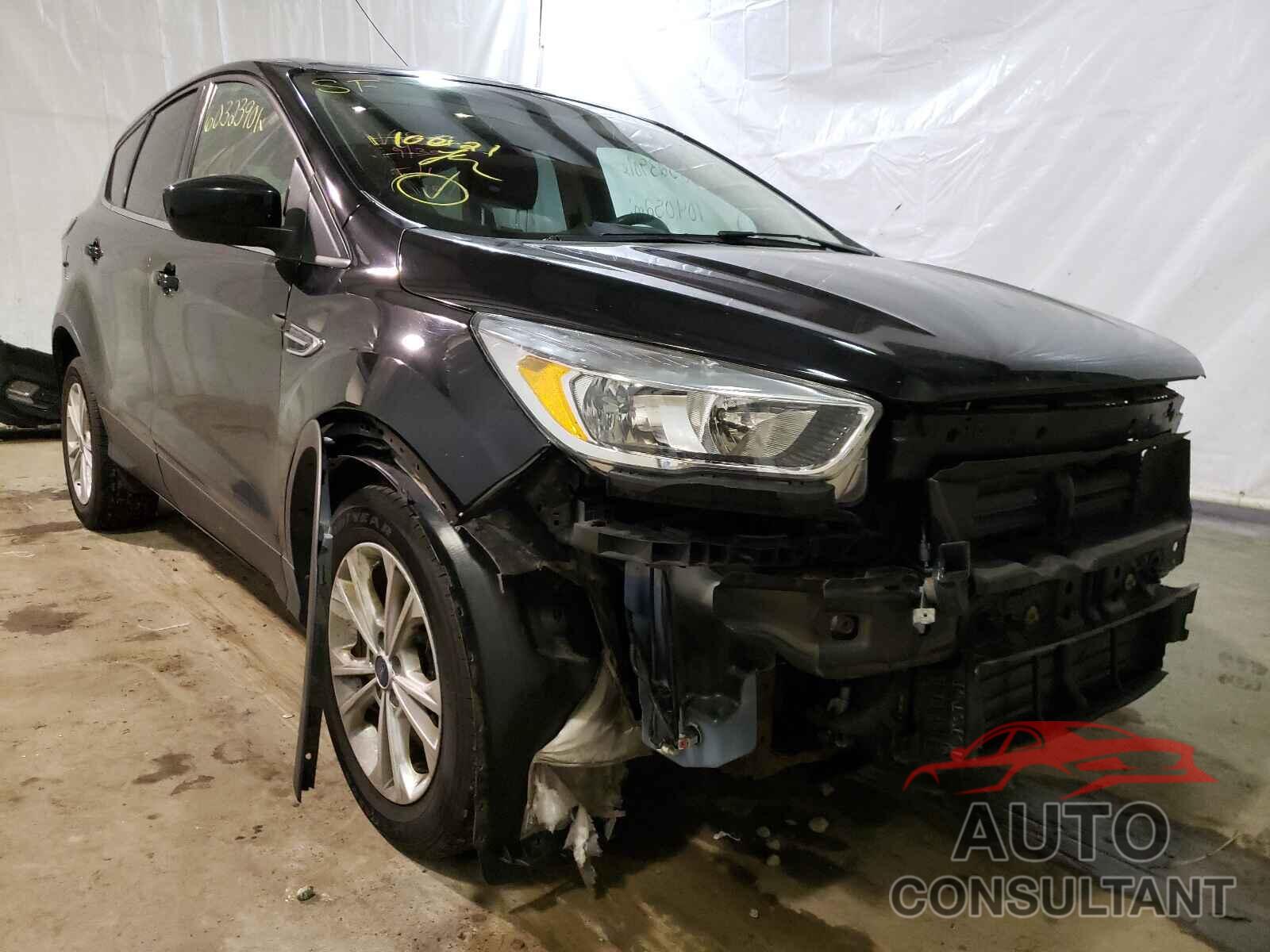 FORD ESCAPE 2017 - 1FMCU9GD6HUB25549