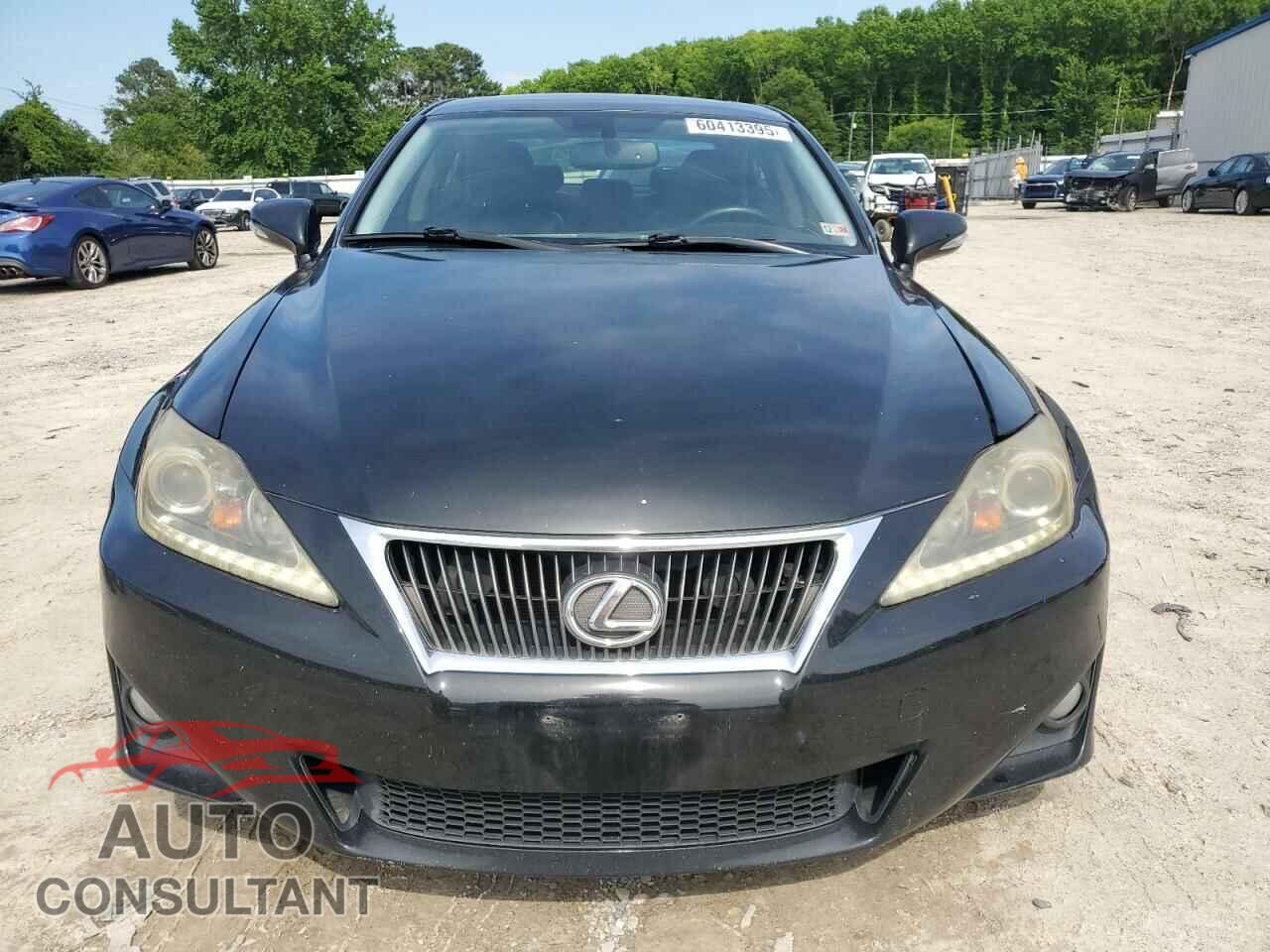 LEXUS IS 2011 - JTHCF5C21B5046236
